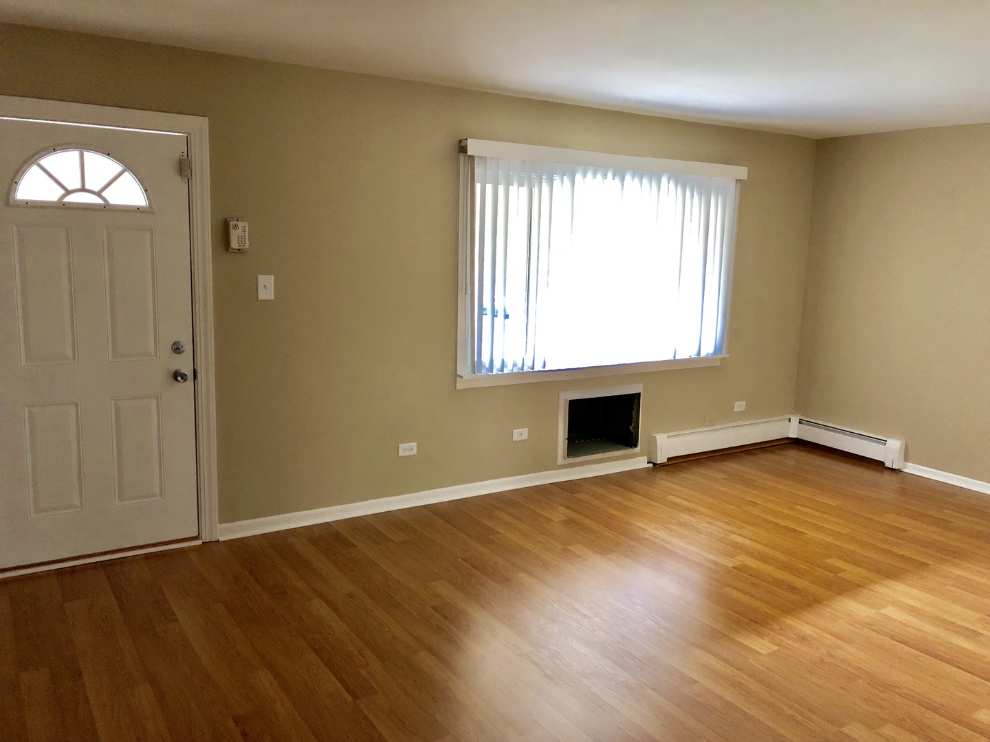 14533 Keystone Avenue, Unit 2 Midlothian, IL 60445 - Photo 3 of 11