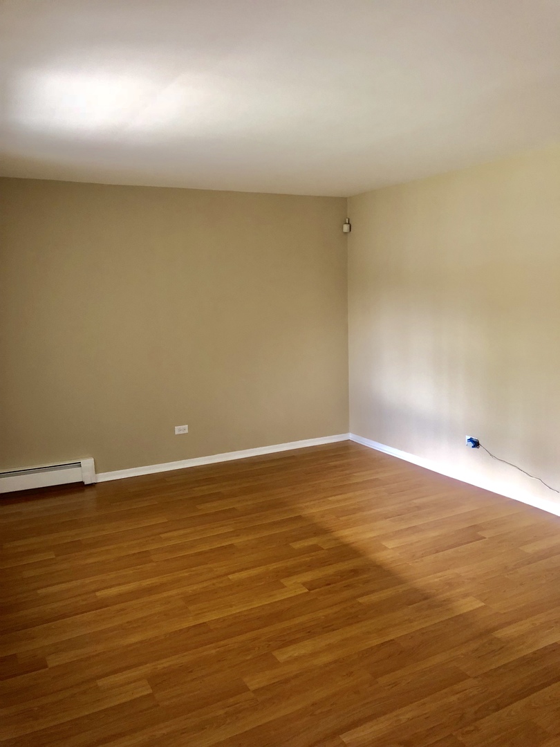14533 Keystone Avenue, Unit 2 Midlothian, IL 60445 - Photo 4 of 11