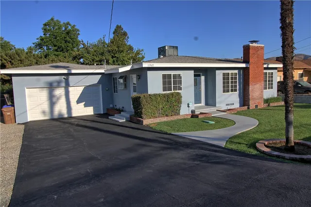 $2,400 | 11960 2nd Street, Yucaipa, CA 92399