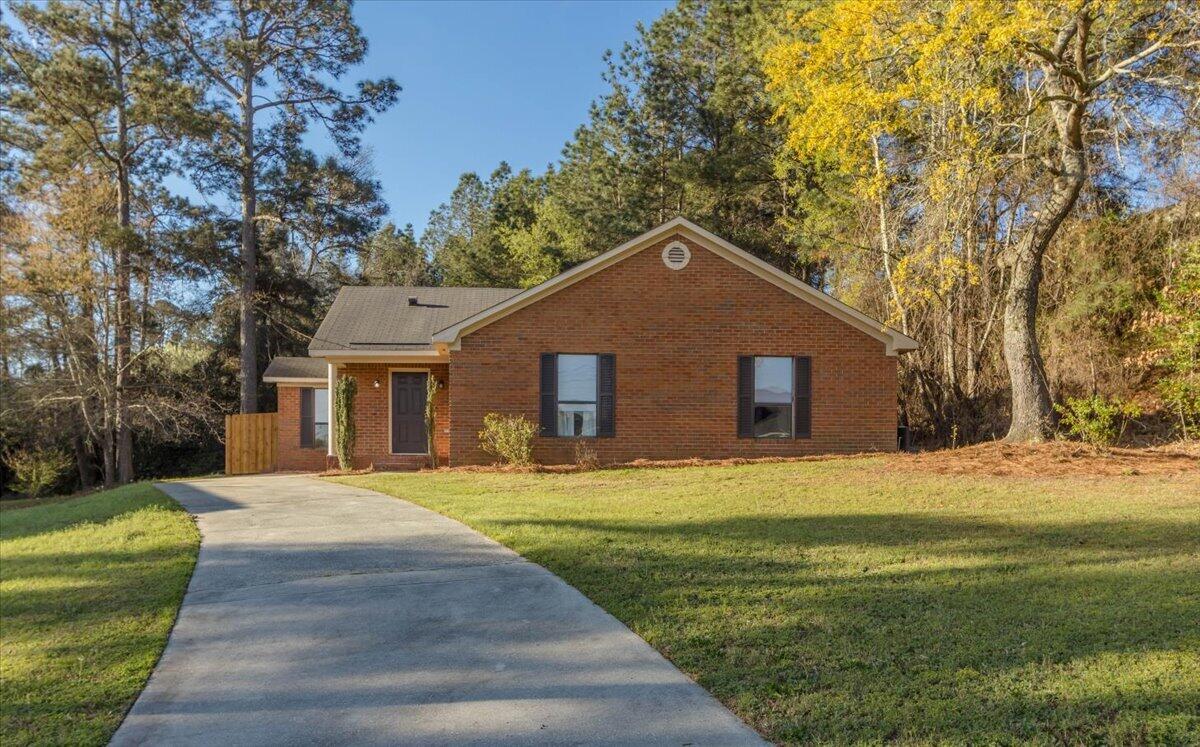 3033 Mabus Drive Augusta, GA 30909 - Photo 4 of 38 04-GMDM20260314_8314