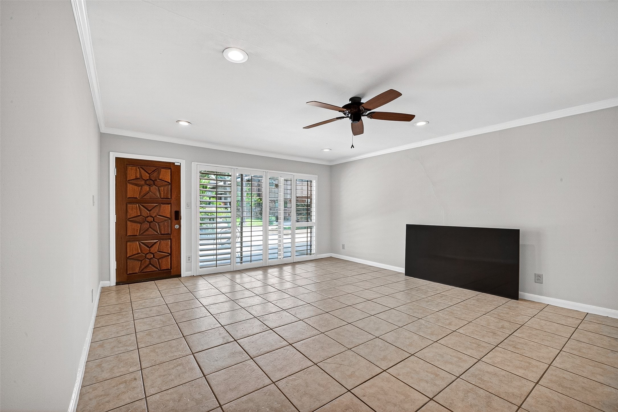 6315 Crab Orchard Road, Unit 9 Houston, TX 77057 - Photo 3 of 24