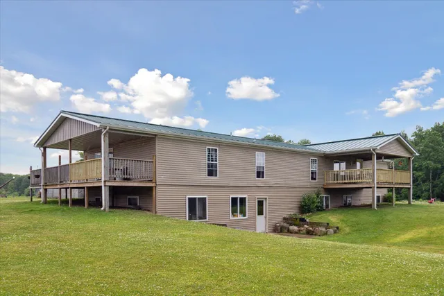 $700,000 | 21576 Patterson Road, Unit OPTION A, Tustin, MI 49688