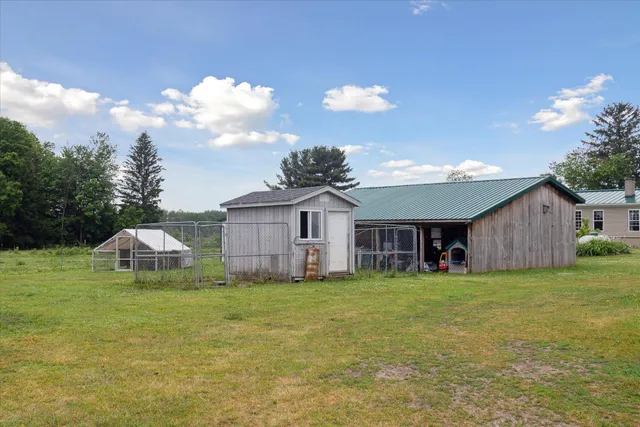 $700,000 | 21576 Patterson Road, Unit OPTION A, Tustin, MI 49688