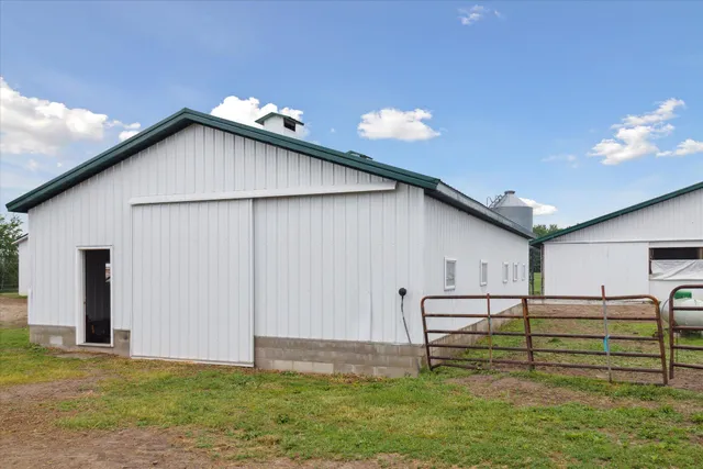 $700,000 | 21576 Patterson Road, Unit OPTION A, Tustin, MI 49688