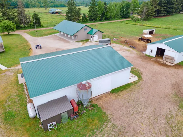 $700,000 | 21576 Patterson Road, Unit OPTION A, Tustin, MI 49688