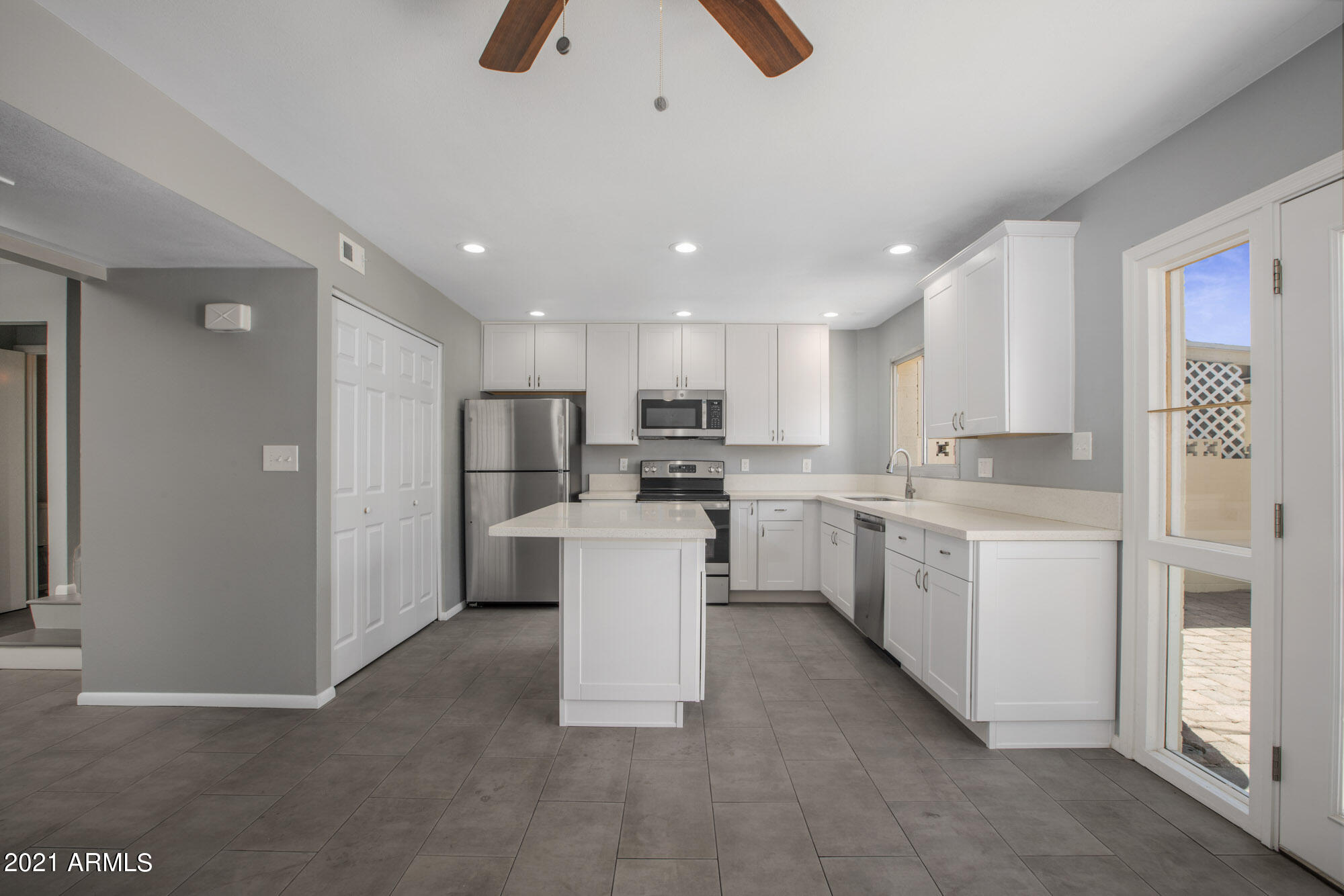 4323 West Ocotillo Road Glendale, AZ 85301 - Photo 1 of 21 01_Welcome