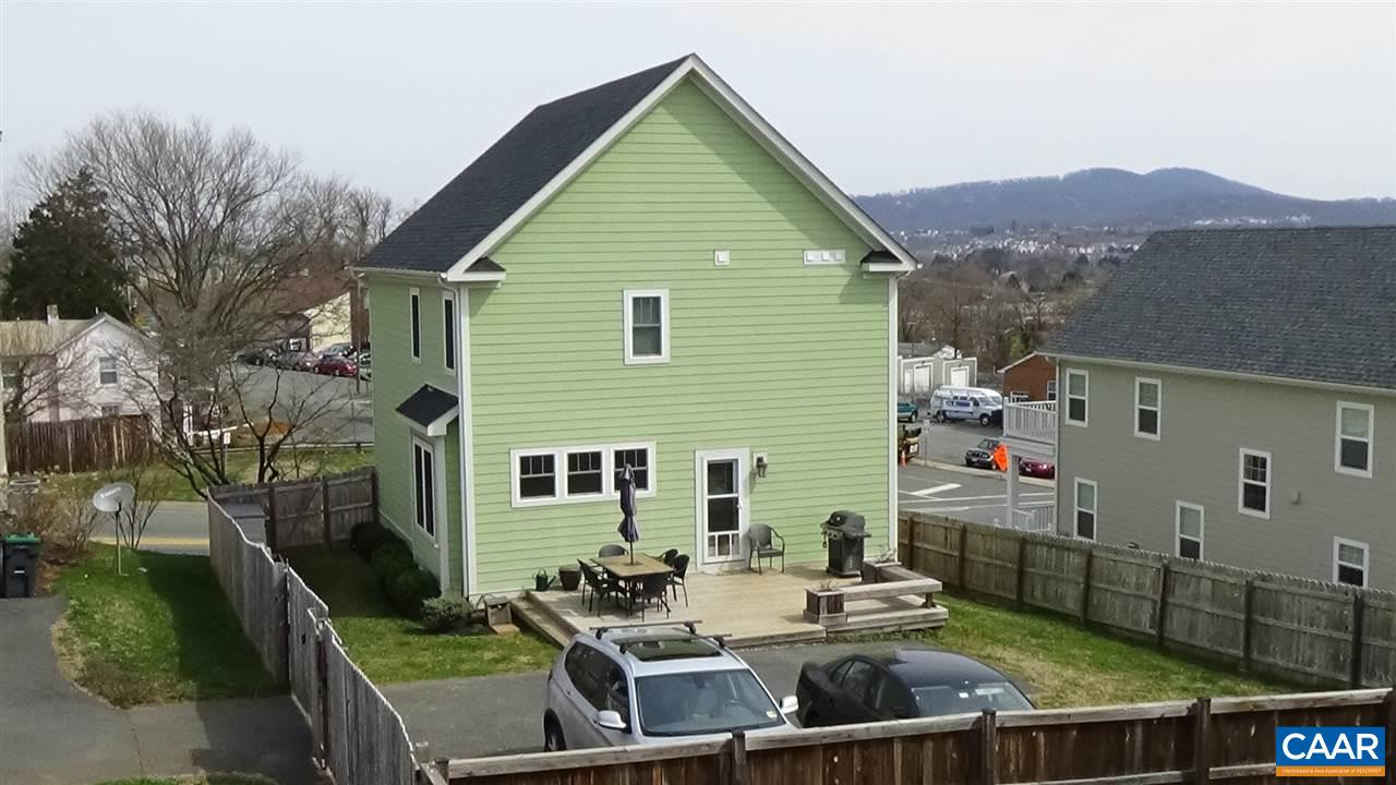 508 Carlton Road Charlottesville, VA 22902 - Photo 3 of 28 Gallery Image 3