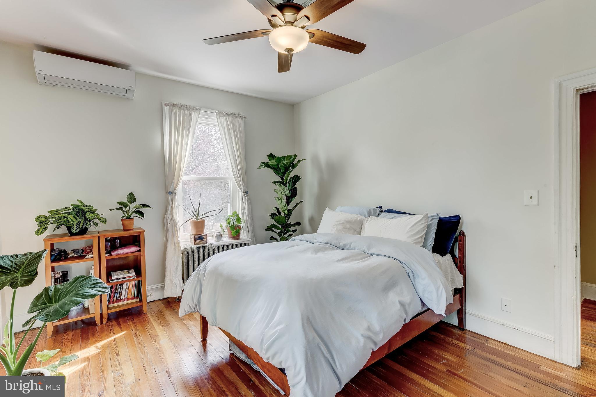 5616 Pimlico Road Baltimore, MD 21209 - Photo 41 of 66 3rd bedroom on second floor