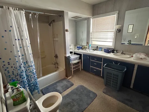 $189,900 | 10515 North 12th Street, Plainwell, MI 49080