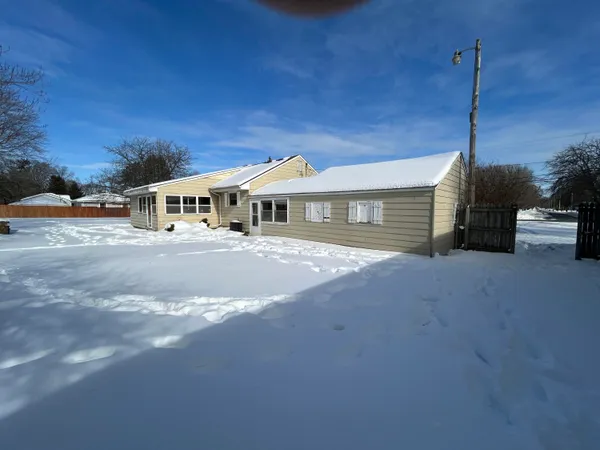 $189,900 | 10515 North 12th Street, Plainwell, MI 49080