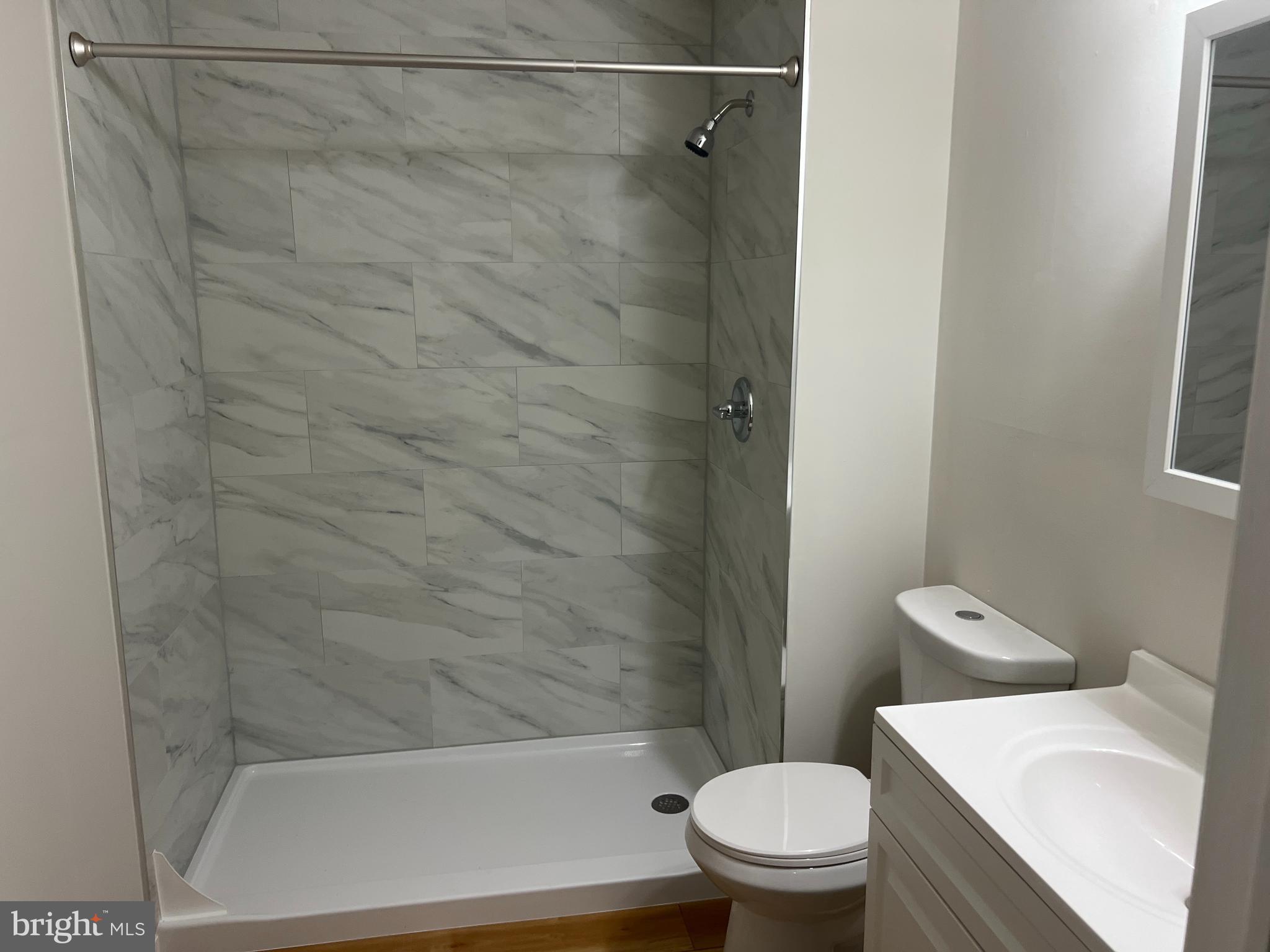 127 Natalie Road Riverside, NJ 08075 - Photo 13 of 23 Full bathroom