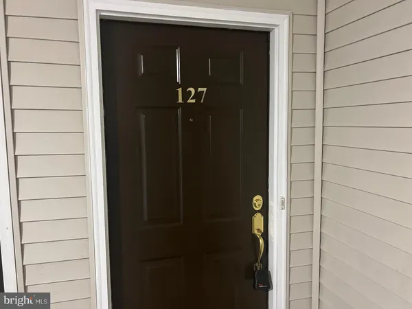$2,400 | 127 Natalie Road, Riverside, NJ 08075