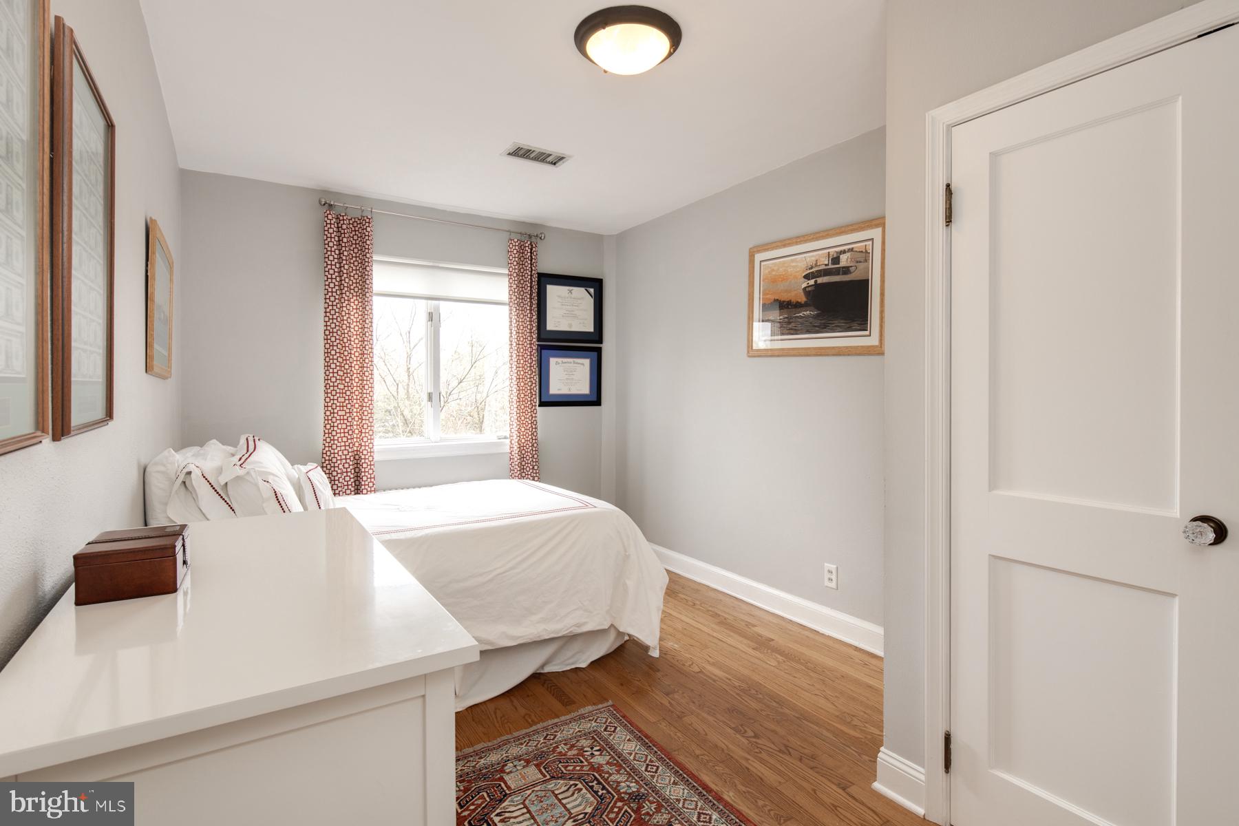 2041 Huidekoper Place Northwest Washington, DC 20007 - Photo 30 of 51