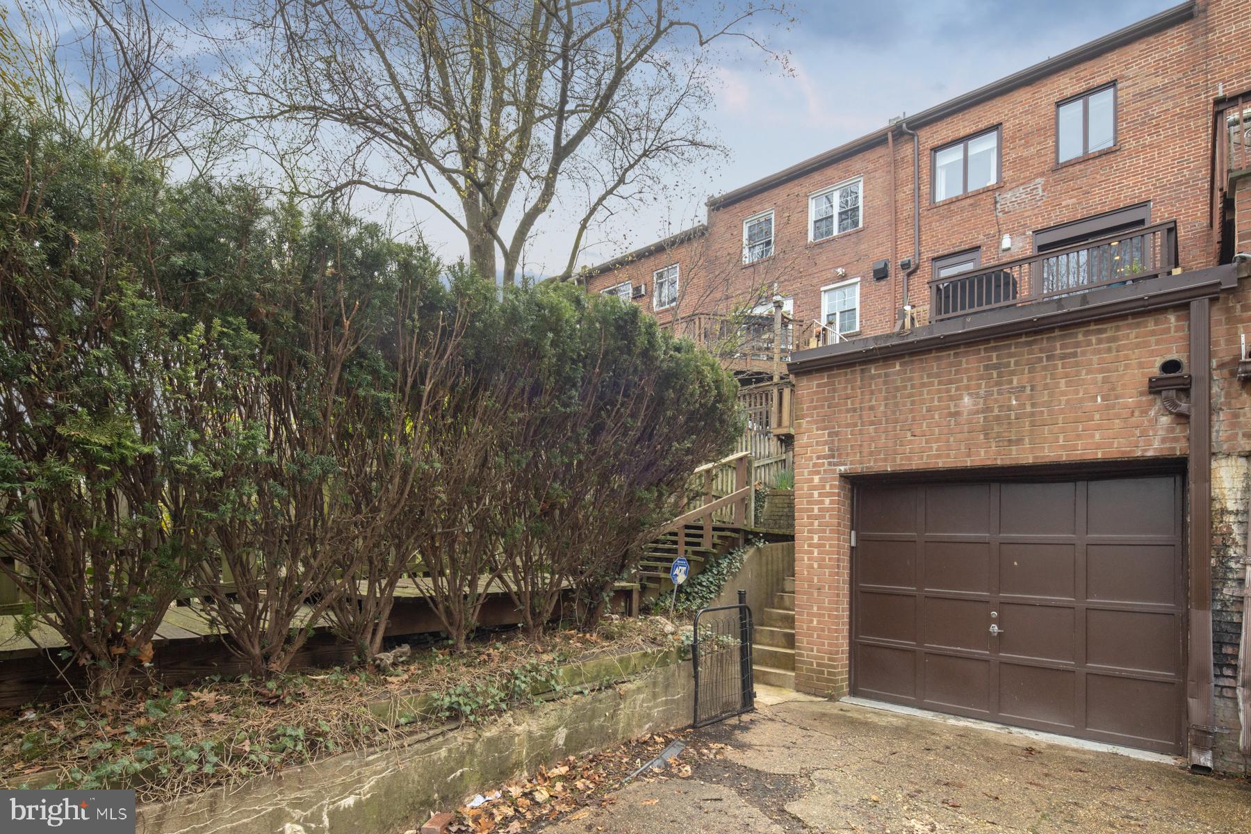 2041 Huidekoper Place Northwest Washington, DC 20007 - Photo 47 of 51