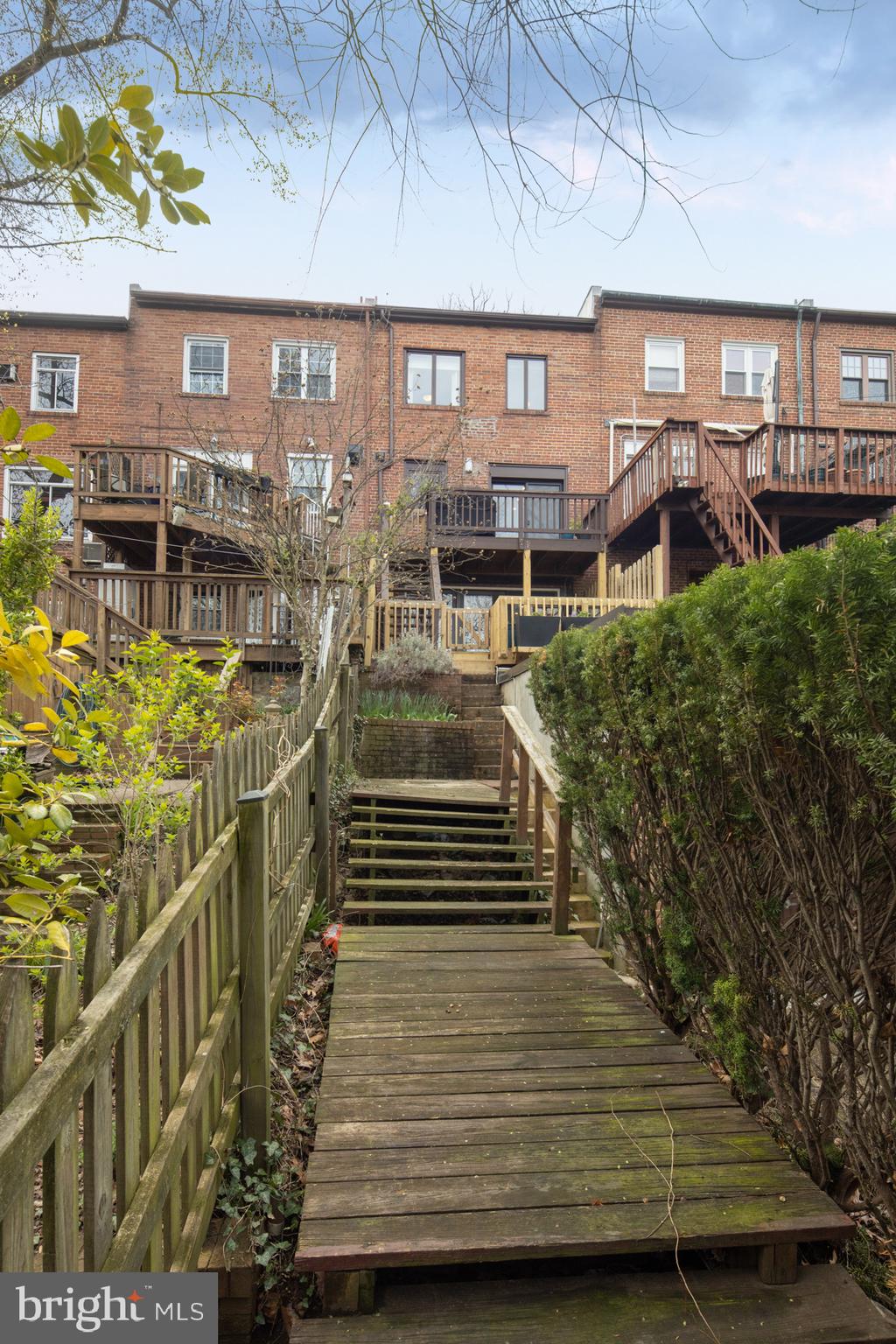 2041 Huidekoper Place Northwest Washington, DC 20007 - Photo 48 of 51