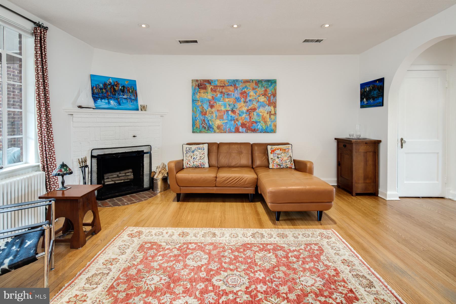 2041 Huidekoper Place Northwest Washington, DC 20007 - Photo 8 of 51