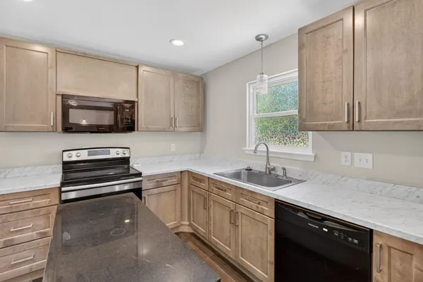 $325,000 | 102 West Audrey Drive Northwest, Fort Walton Beach, FL 32548
