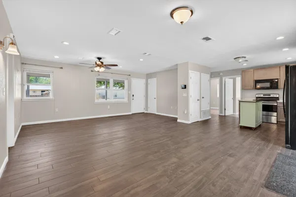 $325,000 | 102 West Audrey Drive Northwest, Fort Walton Beach, FL 32548