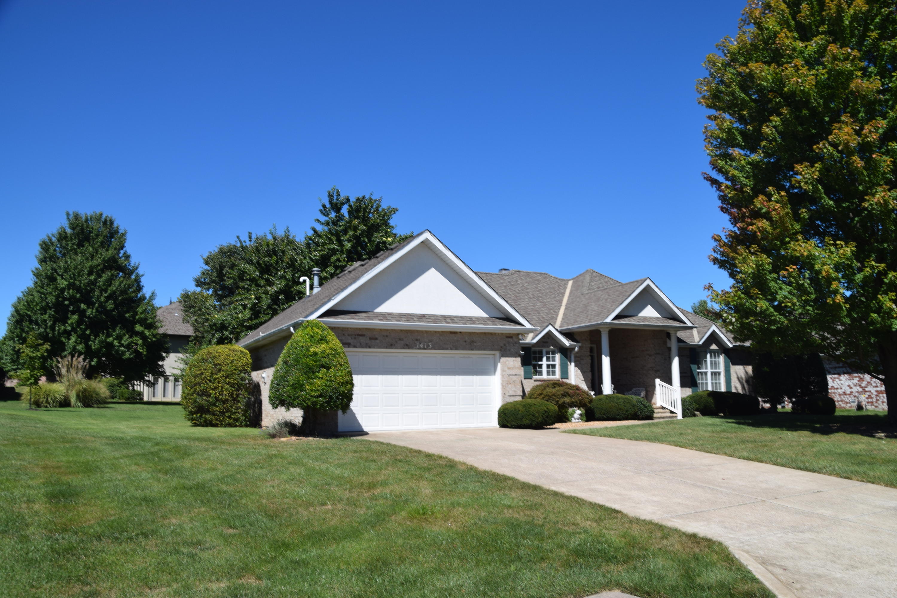 1413 North Fenchurch Lane Springfield, MO 65802 - Photo 1 of 1 DSC_0003
