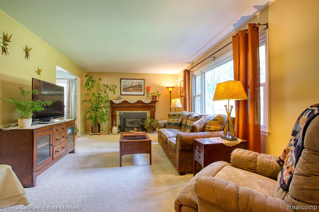 6060 State Road Fort Gratiot, MI 48059 - Photo 17 of 25