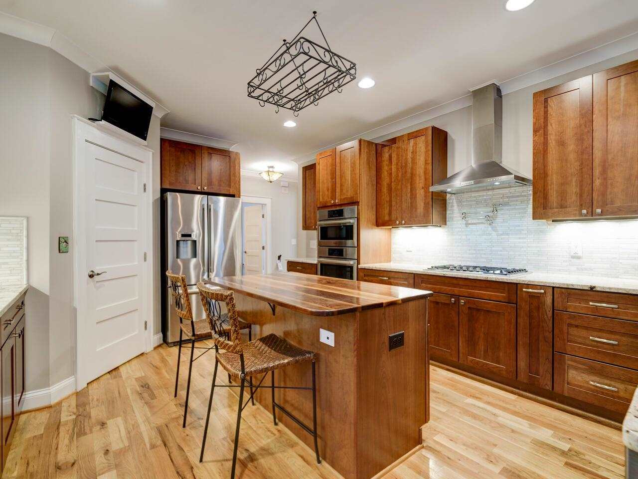 1226 Dixie Trail Raleigh, NC 27607 - Photo 9 of 30 Kitchen