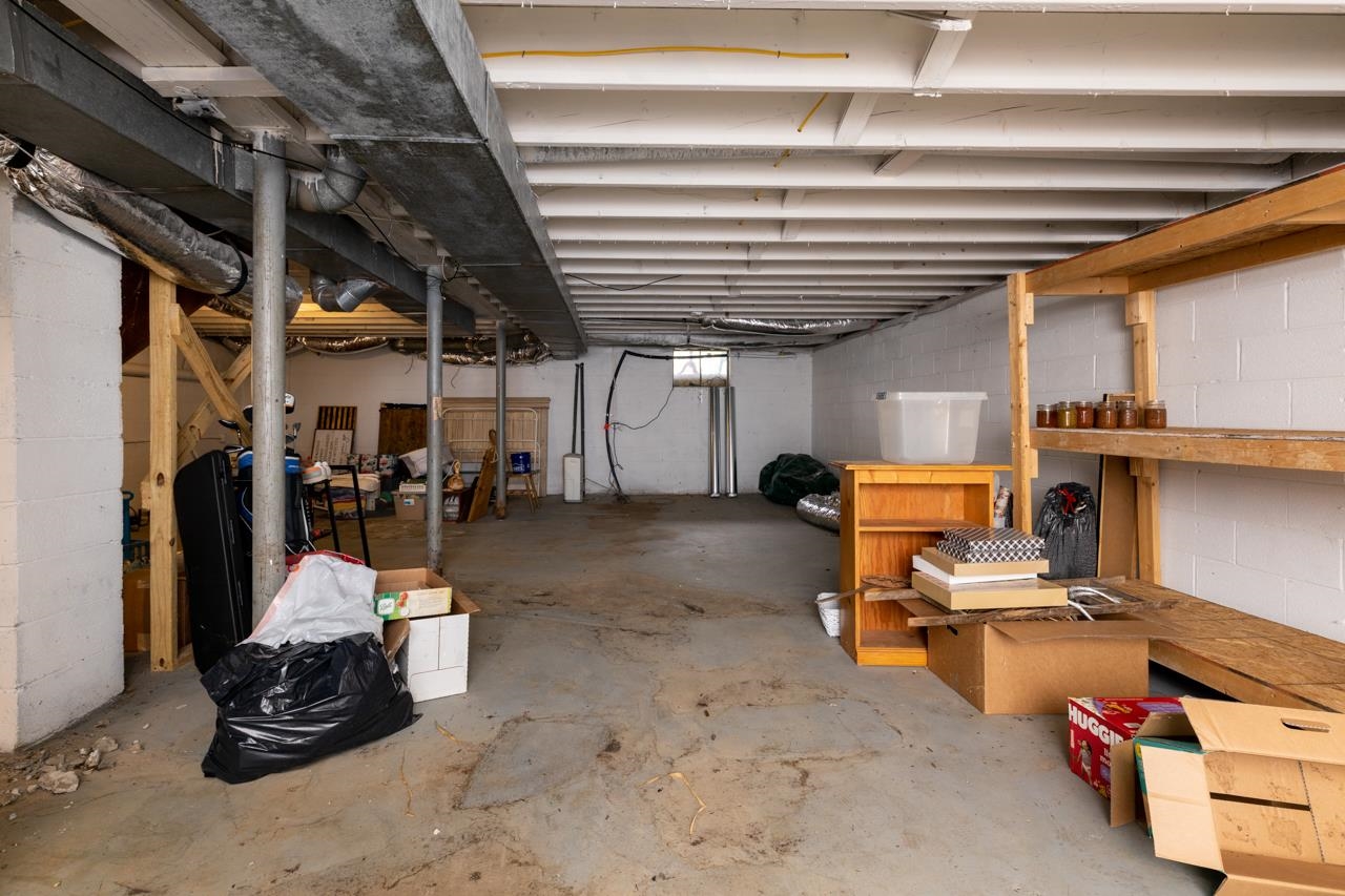 376 Kiddsville Road Fishersville, VA 22939 - Photo 30 of 31 a room with gym equipment