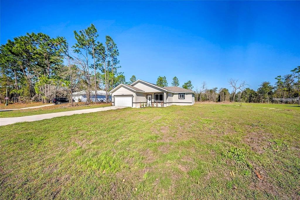 15062 Southwest 63rd Court Road Ocala, FL 34473 - Photo 36 of 37