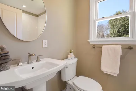 $875,000 | 3914 18th Street Northeast, Washington, DC 20018