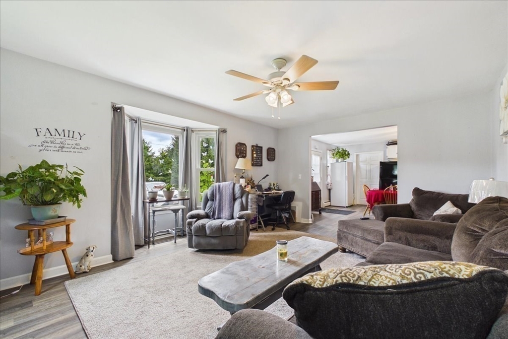 35 Anawan Street Rehoboth, MA 02769 - Photo 19 of 39