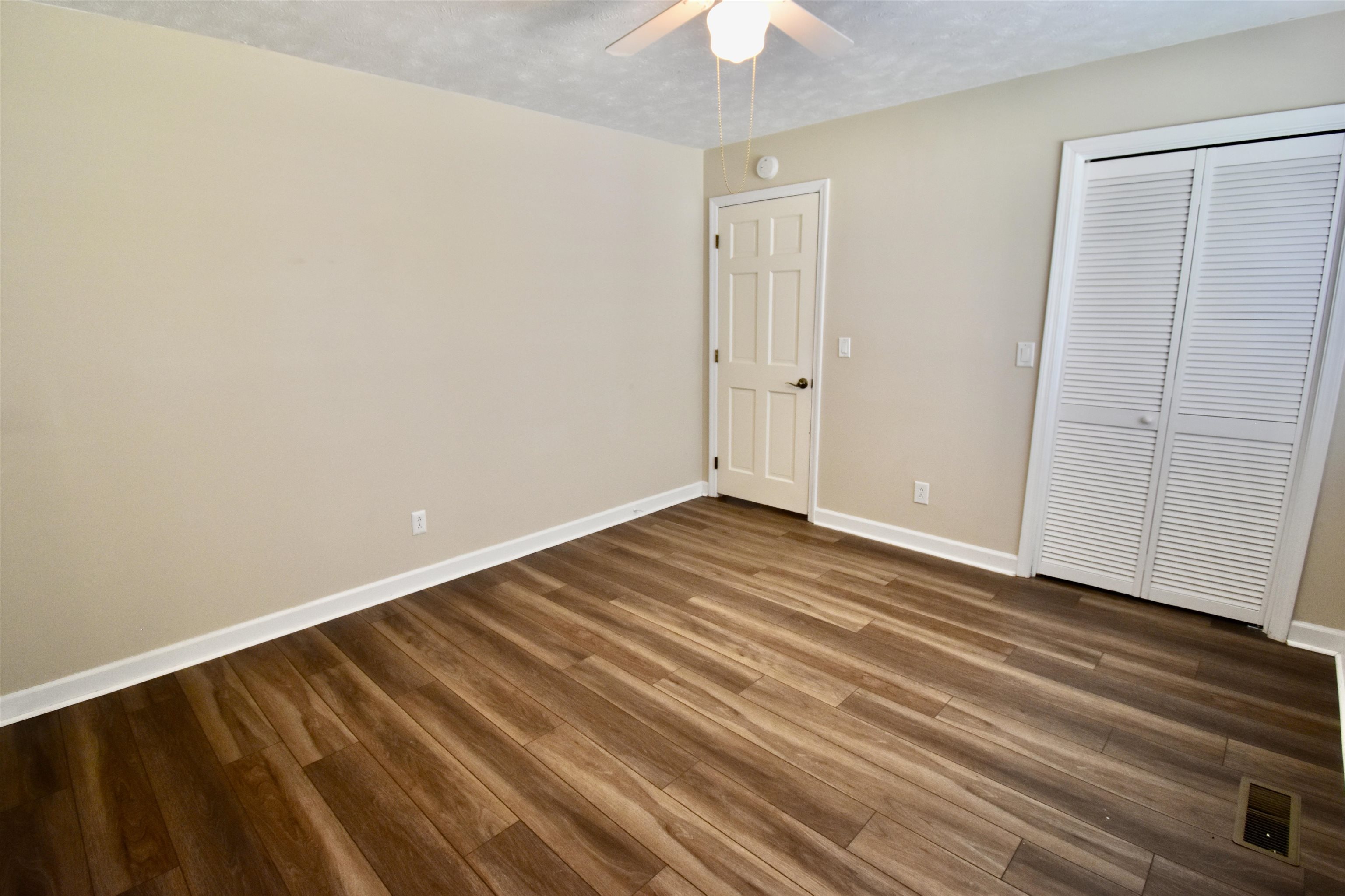 15 Clemson Road Conway, SC 29526 - Photo 32 of 54