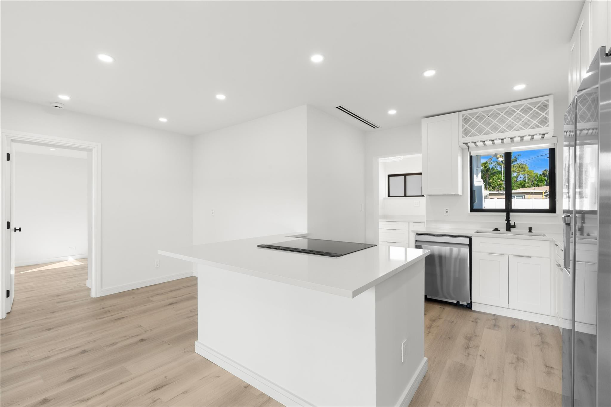 455 Southwest 14th Court Pompano Beach, FL 33060 - Photo 15 of 27 Photo 15