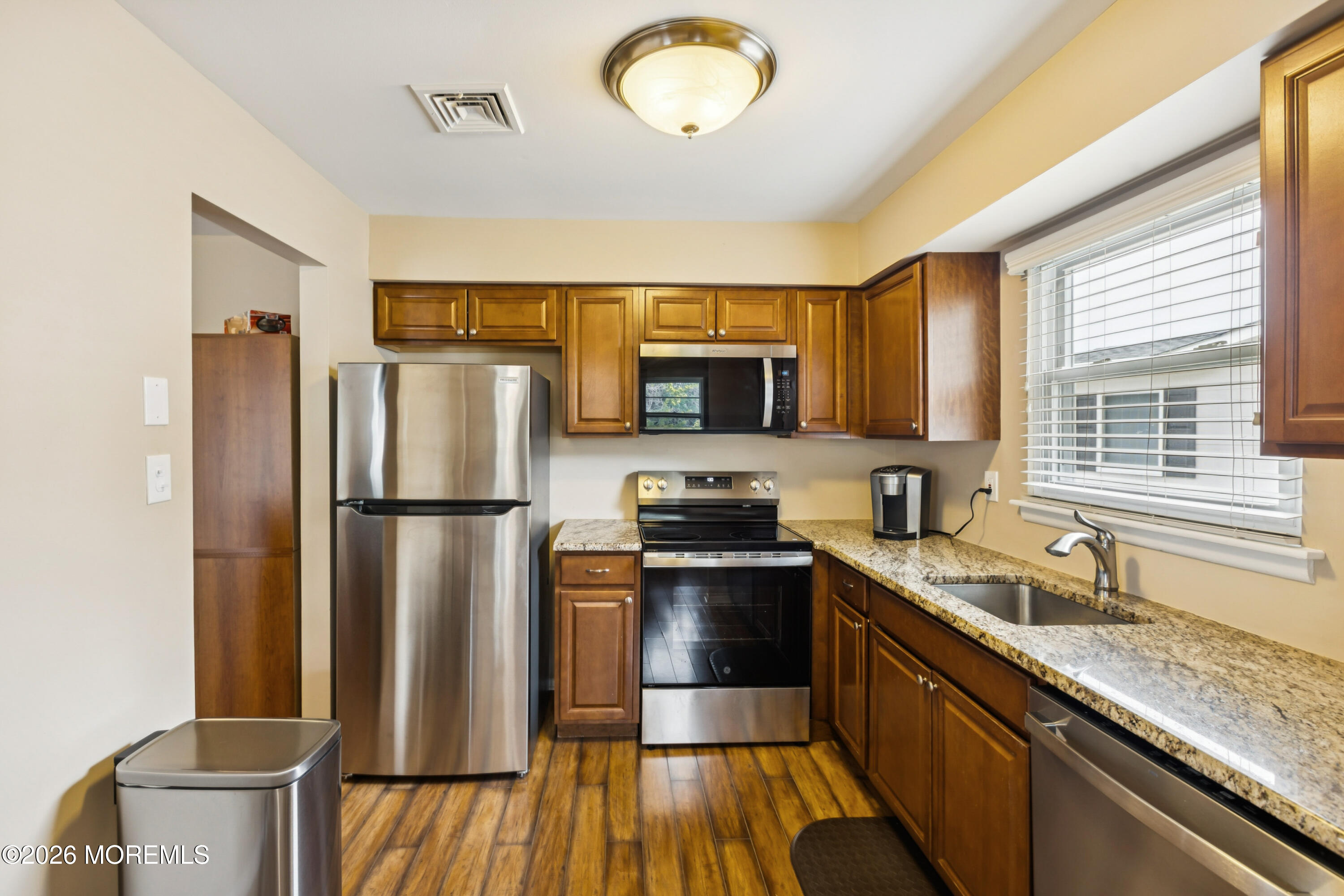 22 Phillips Road Brick, NJ 08724 - Photo 10 of 28 10