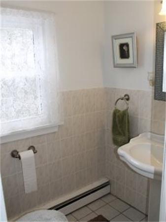 34 Running Brook Road Boston, MA 02132 - Photo 7 of 17 Gallery Image 7