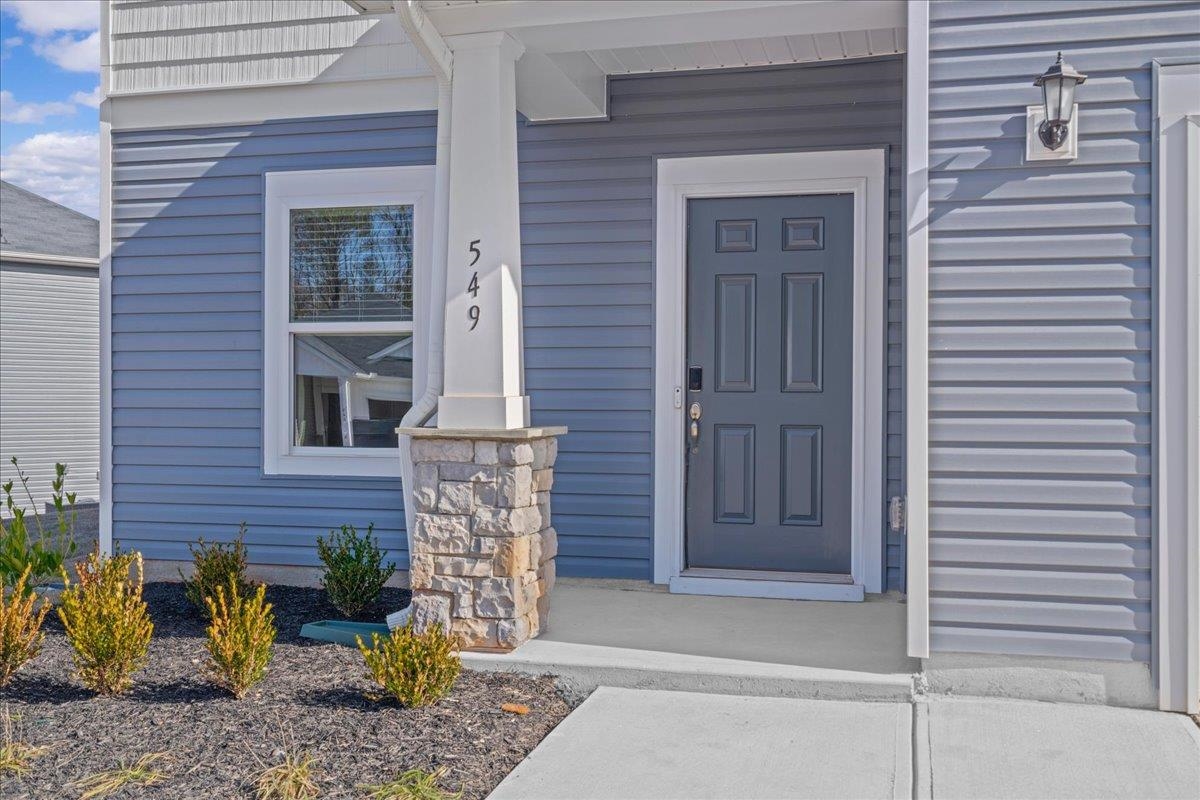 549 Cozy Bluff Road Spartanburg, SC 29301 - Photo 2 of 30