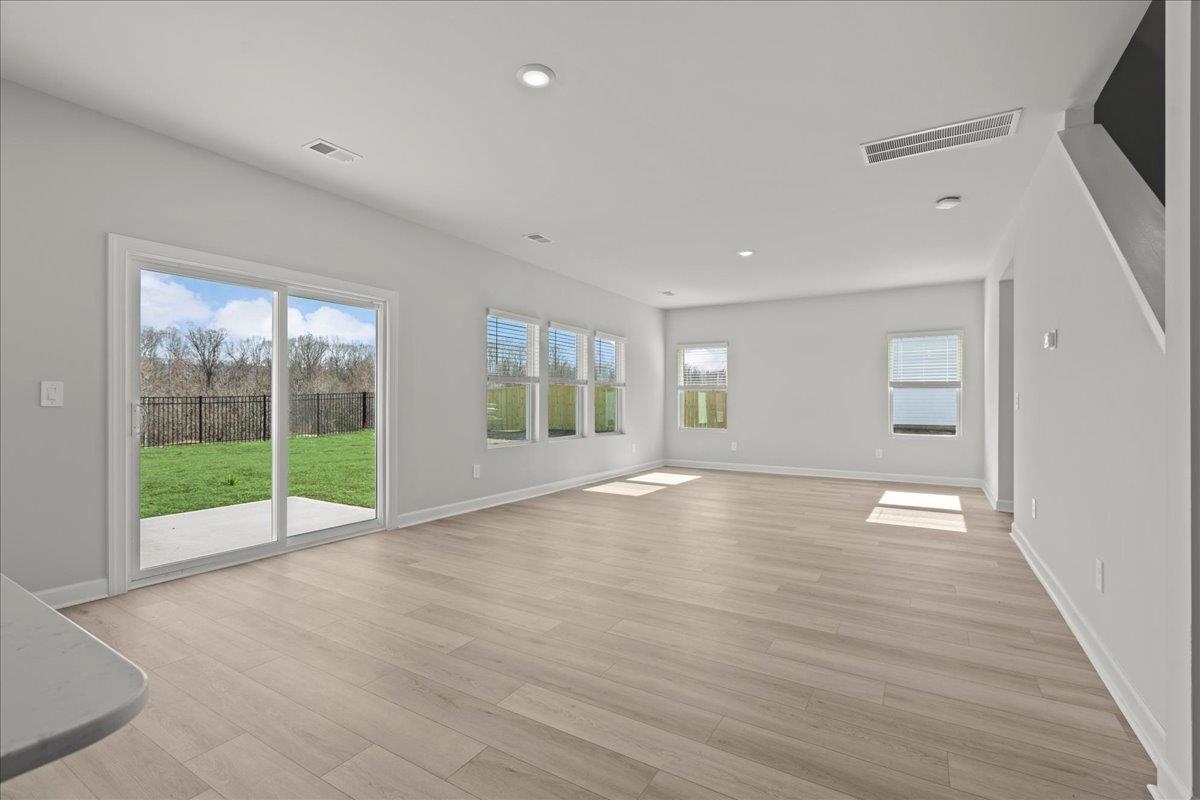 549 Cozy Bluff Road Spartanburg, SC 29301 - Photo 7 of 30