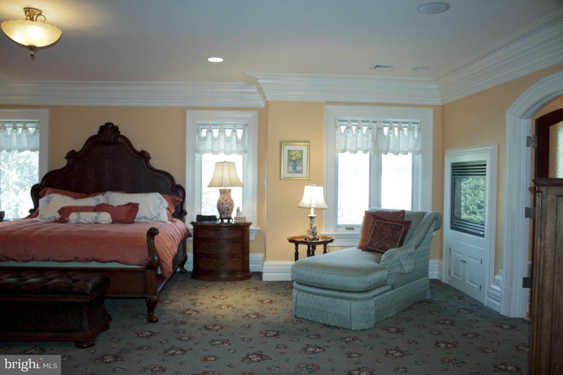 30 South Oak Street Lititz, PA 17543 - Photo 13 of 34 Gallery Image 13