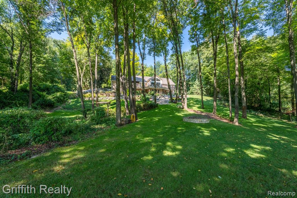 2385 Corlett Road Brighton, MI 48114 - Photo 4 of 55