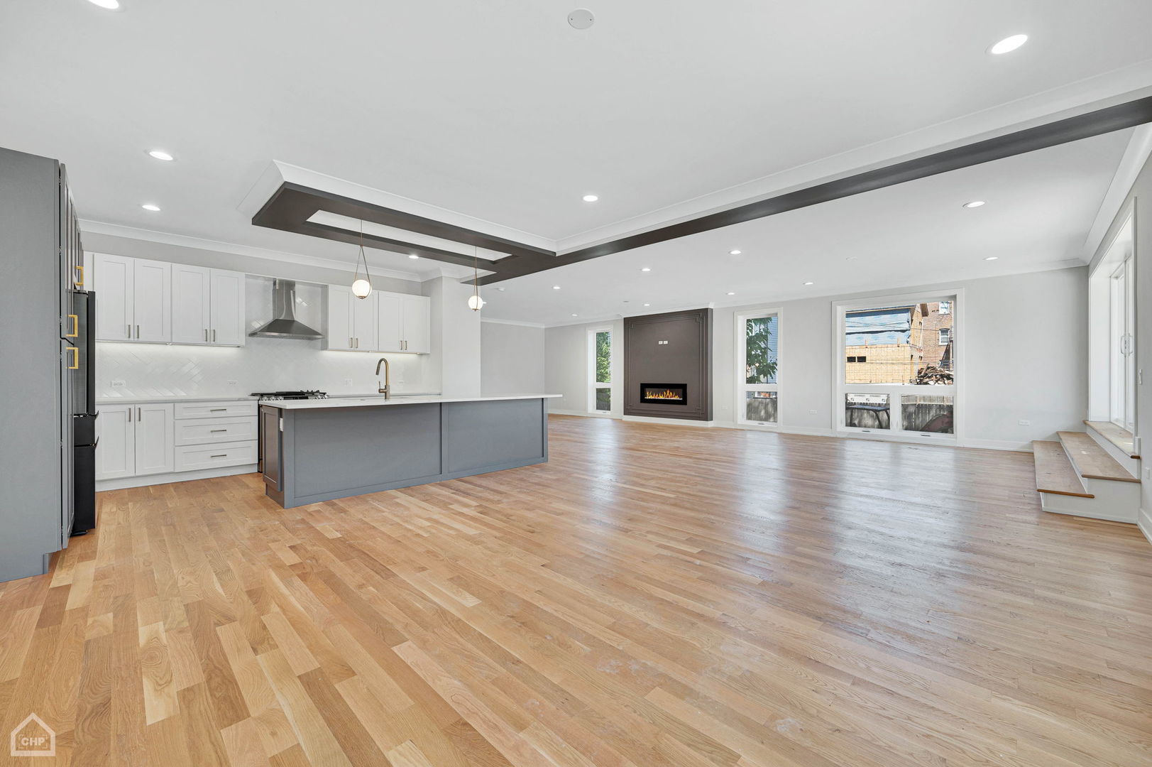 6004 South Rhodes Avenue, Unit 1N Chicago, IL 60637 - Photo 3 of 17 Gallery Image 3