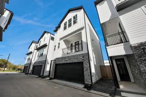 $345,000 | 723 Marcella Street, Unit A, Houston, TX 77091