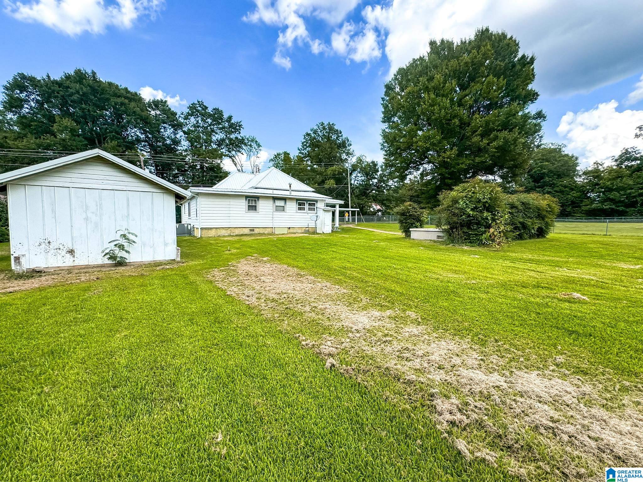 506 Alexandria Road Weaver, AL 36277 - Photo 4 of 25