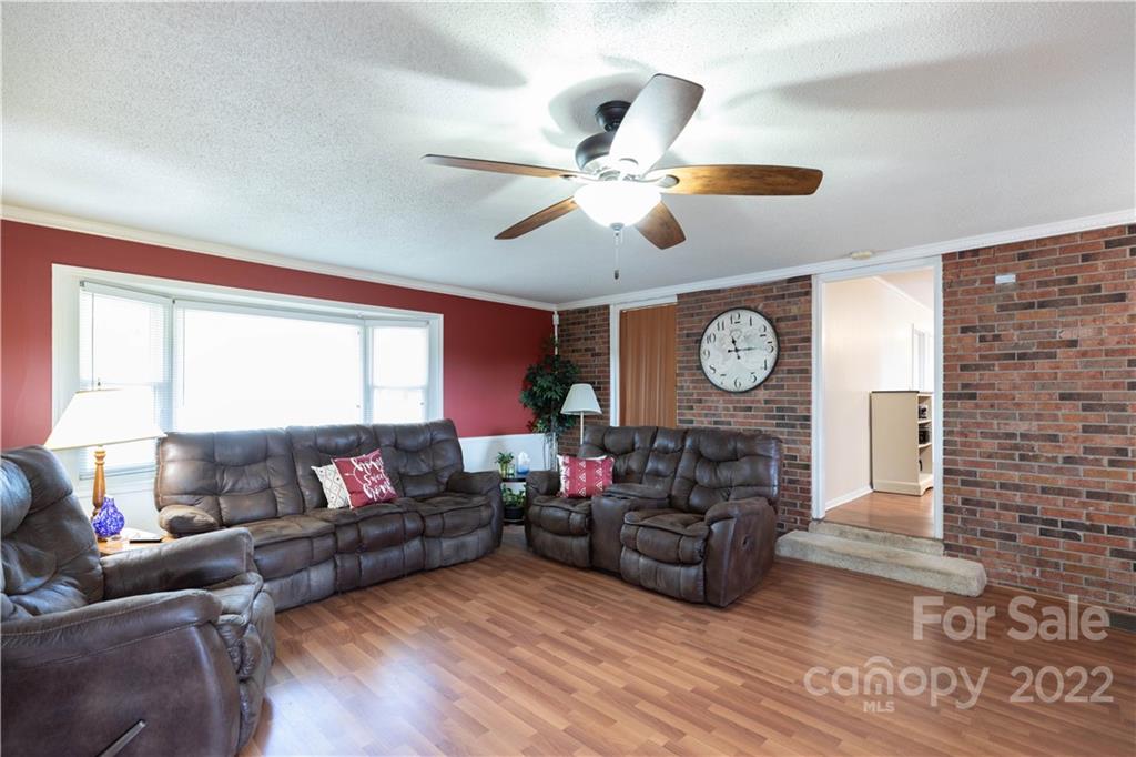 2138 Ridgecrest Road Rock Hill, SC 29732 - Photo 8 of 27 Gallery Image 8