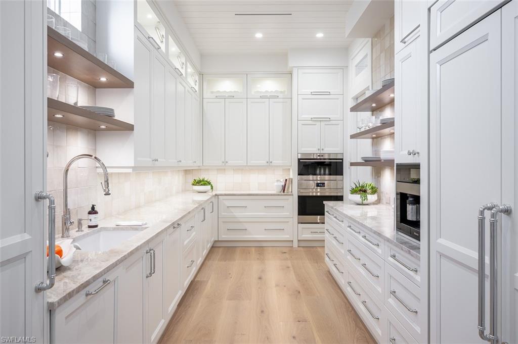 3440 Rum Row Naples, FL 34102 - Photo 19 of 50