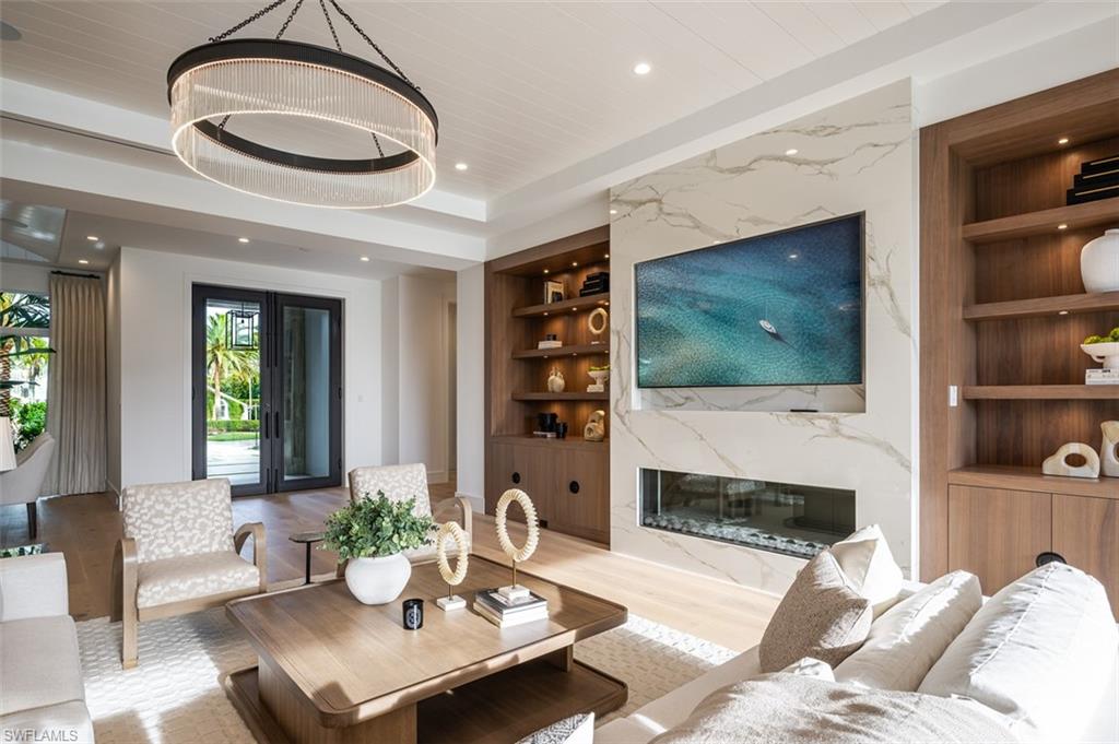 3440 Rum Row Naples, FL 34102 - Photo 8 of 50