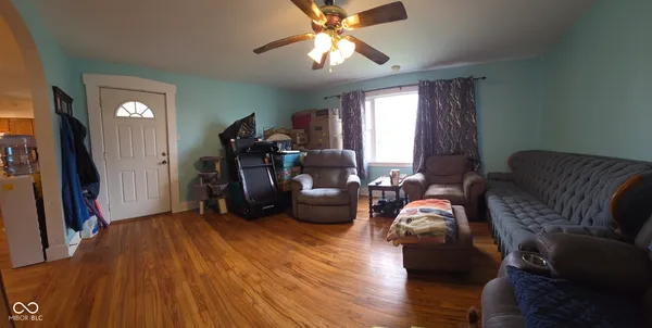 $179,900 | 423 South State Street, North Vernon, IN 47265