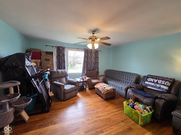 $179,900 | 423 South State Street, North Vernon, IN 47265