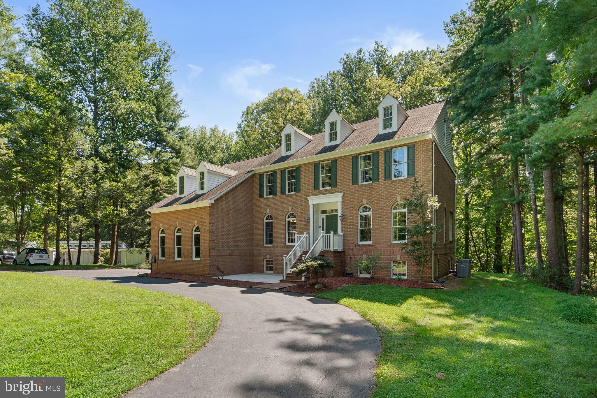 11490 Homewood Road Ellicott City, MD 21042 - Photo 3 of 59 Gallery Image 3