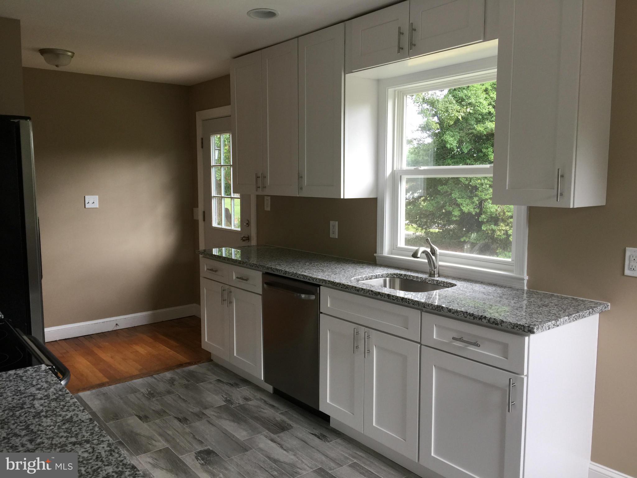 10016 Rixeyville Road Culpeper, VA 22701 - Photo 8 of 28 Kitchen