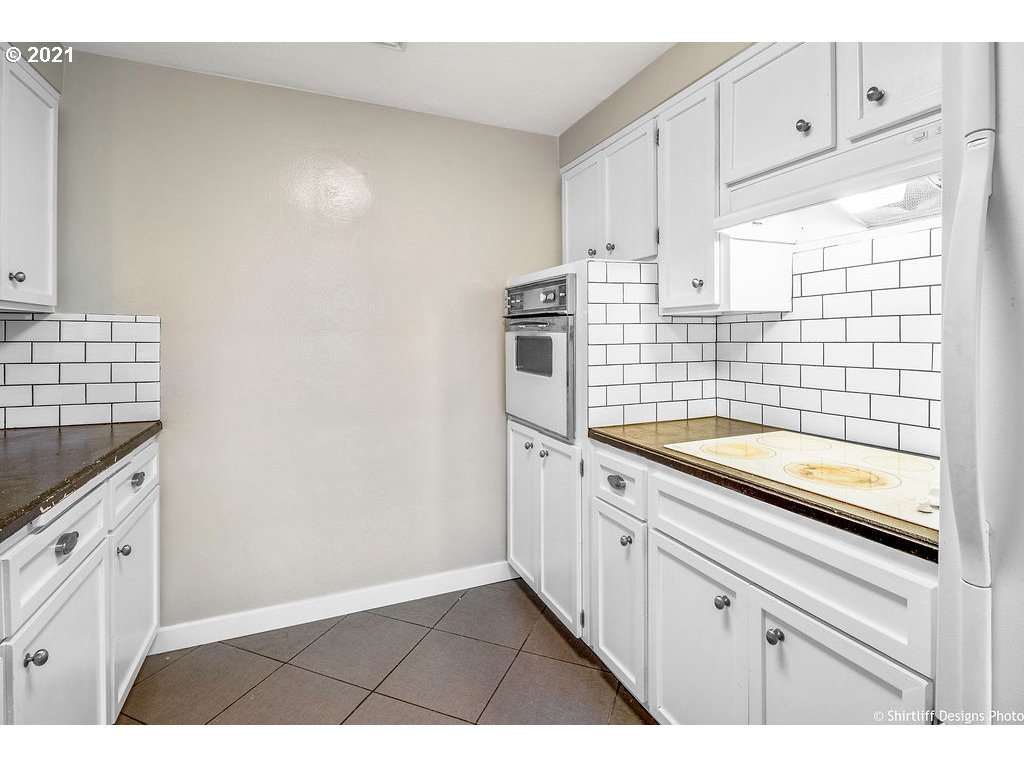 1324 1st Street Springfield, OR 97477 - Photo 11 of 27 Gallery Image 11