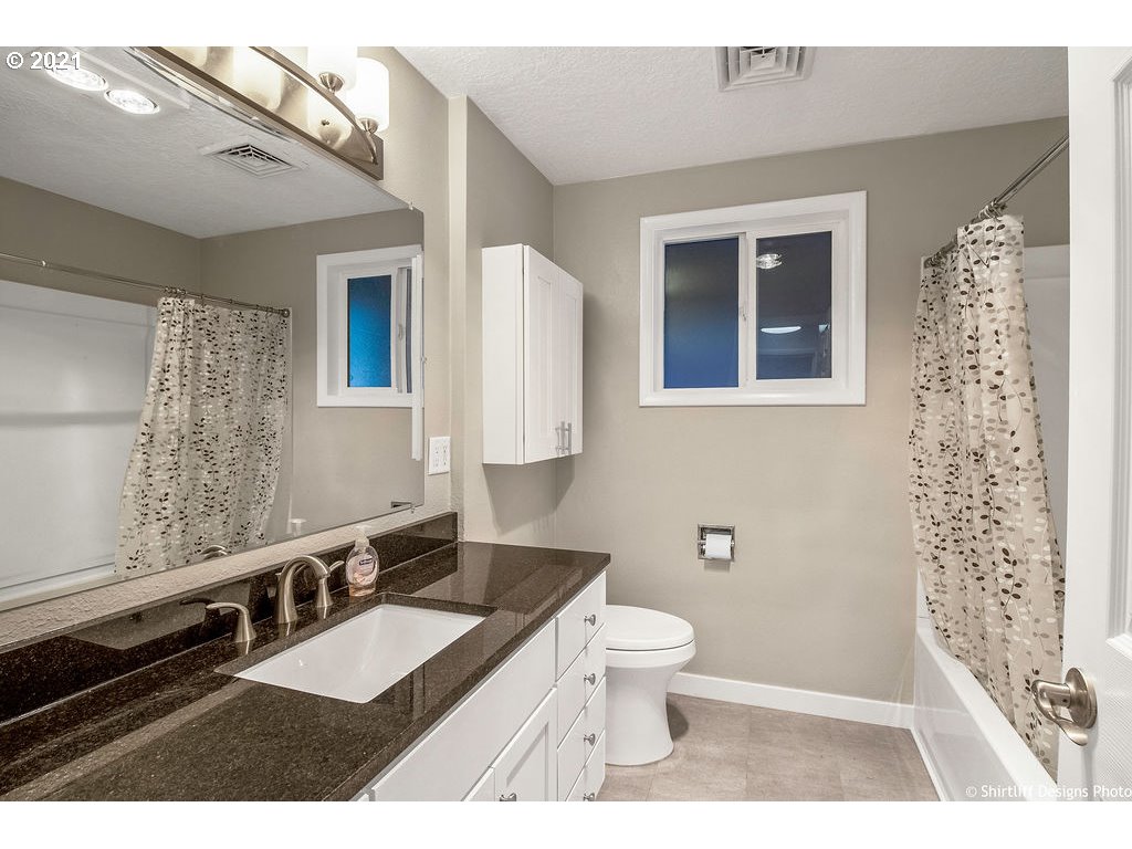 1324 1st Street Springfield, OR 97477 - Photo 16 of 27 Gallery Image 16