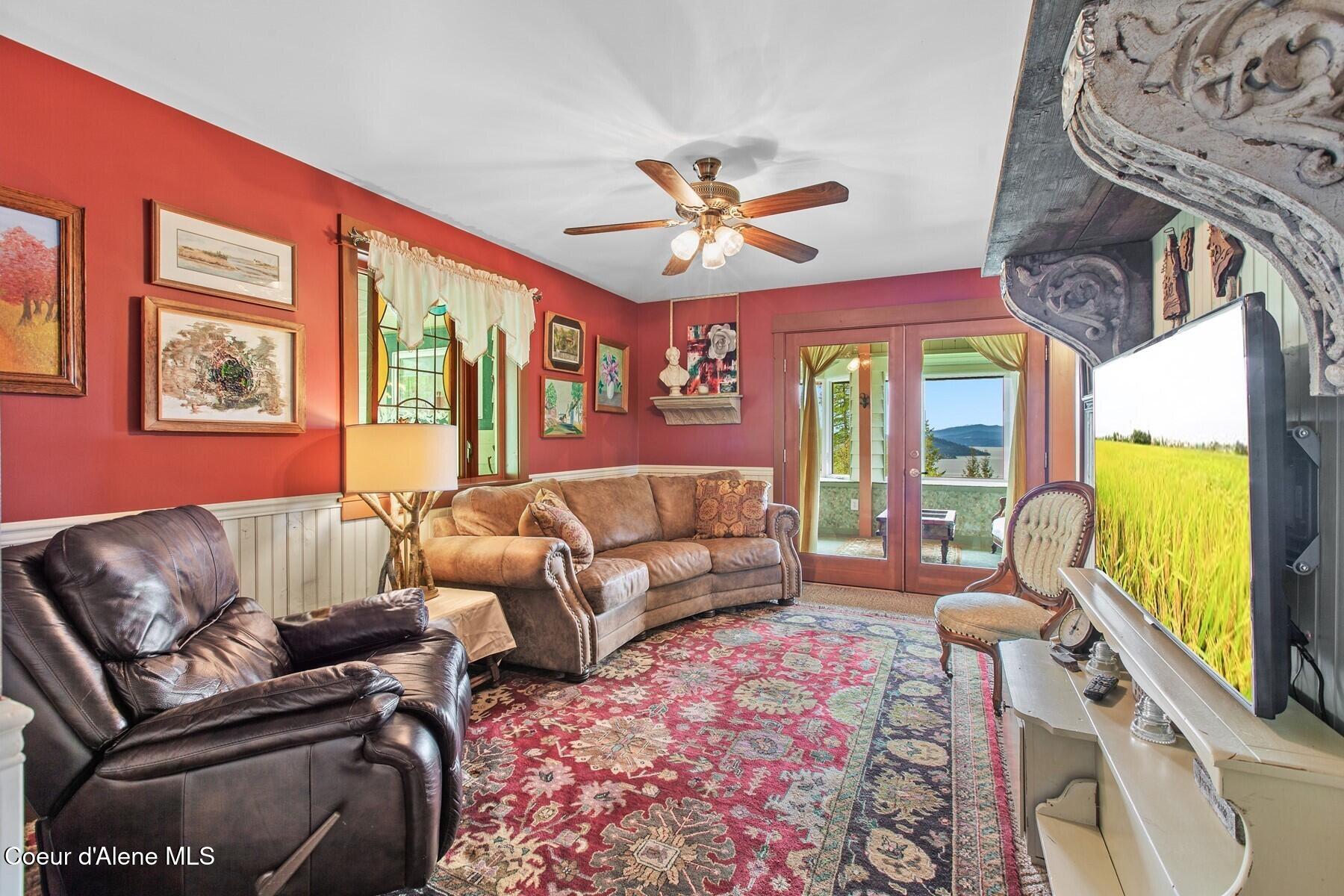 3467 East Sunset Drive Harrison, ID 83833 - Photo 21 of 55 Living Room